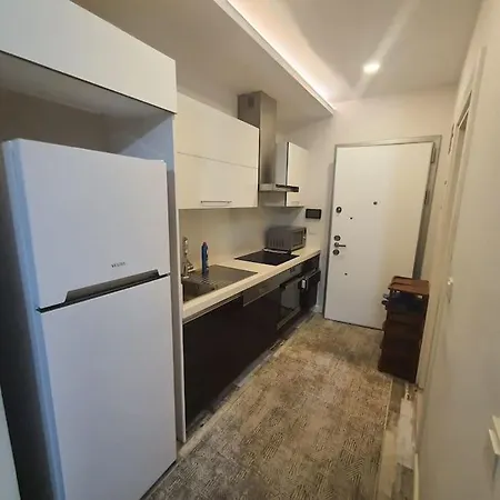Apartment Beylikduzunun En Elit Sitesinde 1+0 Studyo Daire Istanbul